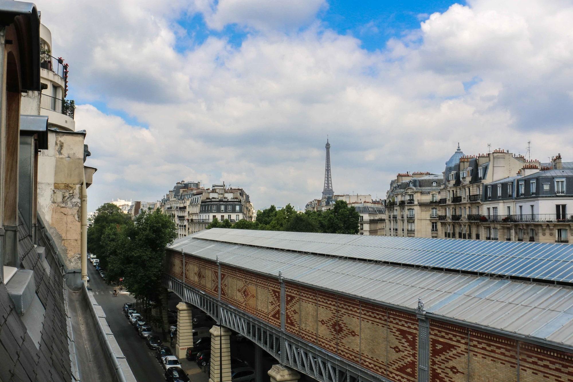 Hotel Vic Eiffel Paris Exterior photo